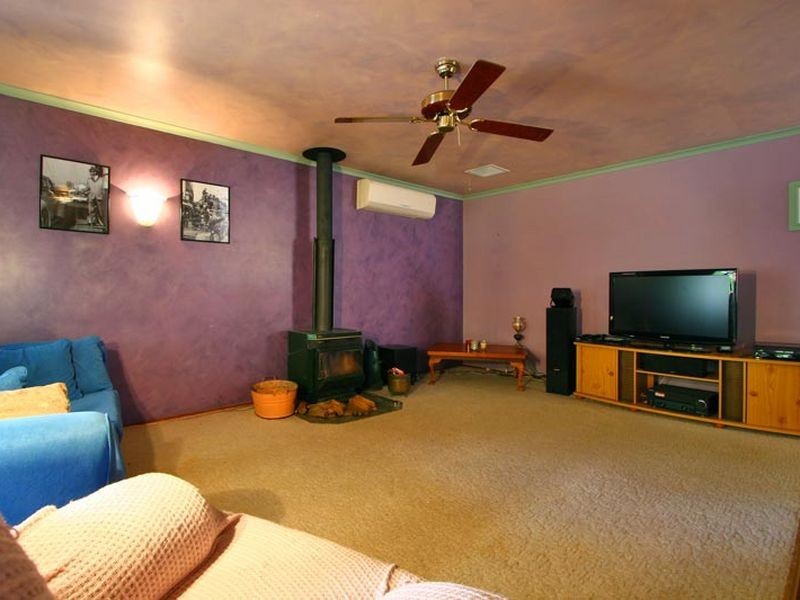 17 Chadwick Grove, Helensburgh NSW 2508