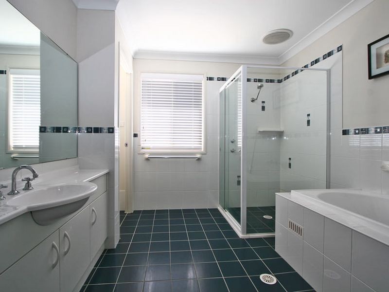84 Walker Street, Helensburgh NSW 2508