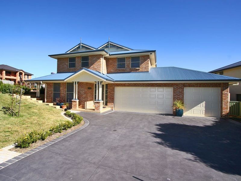 84 Walker Street, Helensburgh NSW 2508