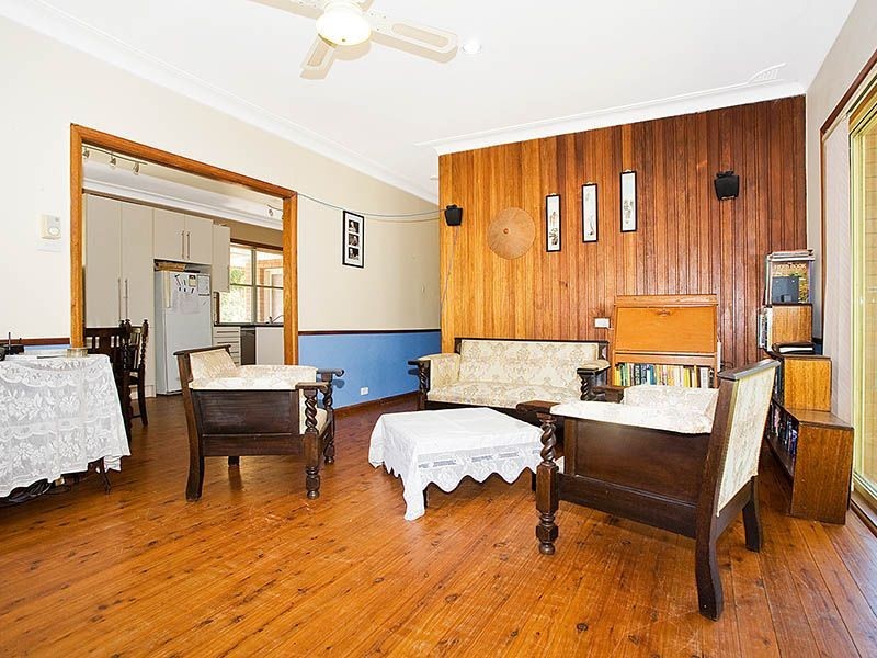 120 The Crescent, Helensburgh NSW 2508