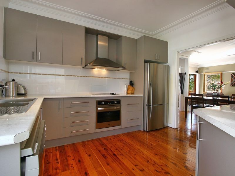 2/18a Hay Street, Helensburgh NSW 2508