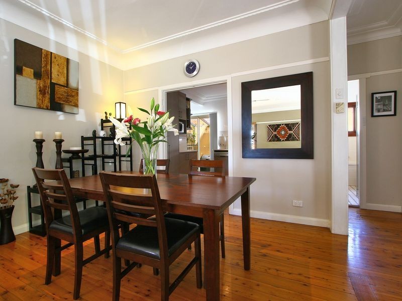 2/18a Hay Street, Helensburgh NSW 2508