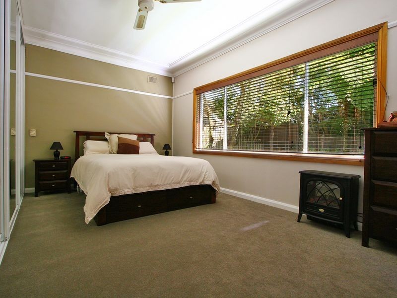 2/18a Hay Street, Helensburgh NSW 2508