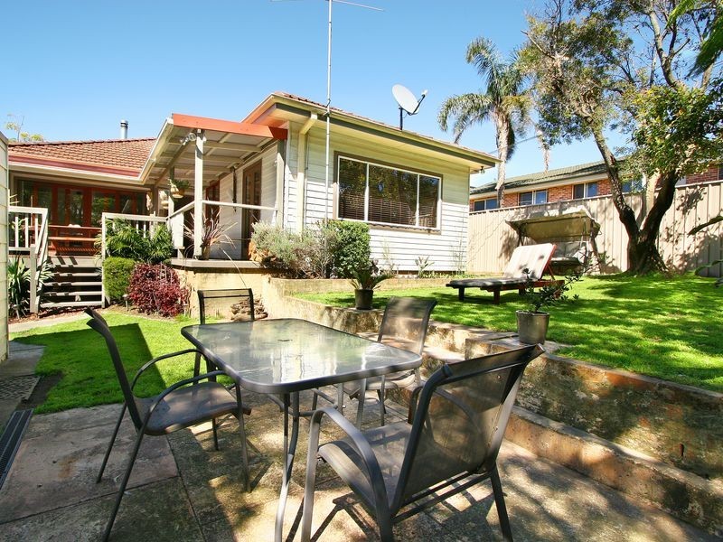 2/18a Hay Street, Helensburgh NSW 2508