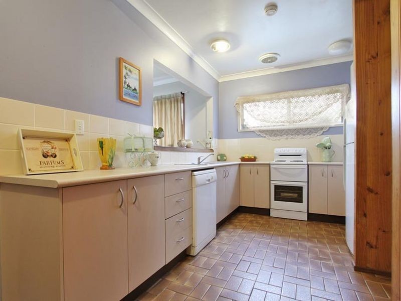 8 Longview Crescent, Stanwell Tops NSW 2508