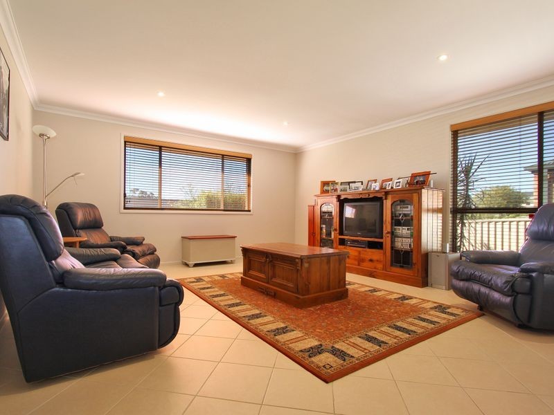16 Old Quarry Circuit, Helensburgh NSW 2508