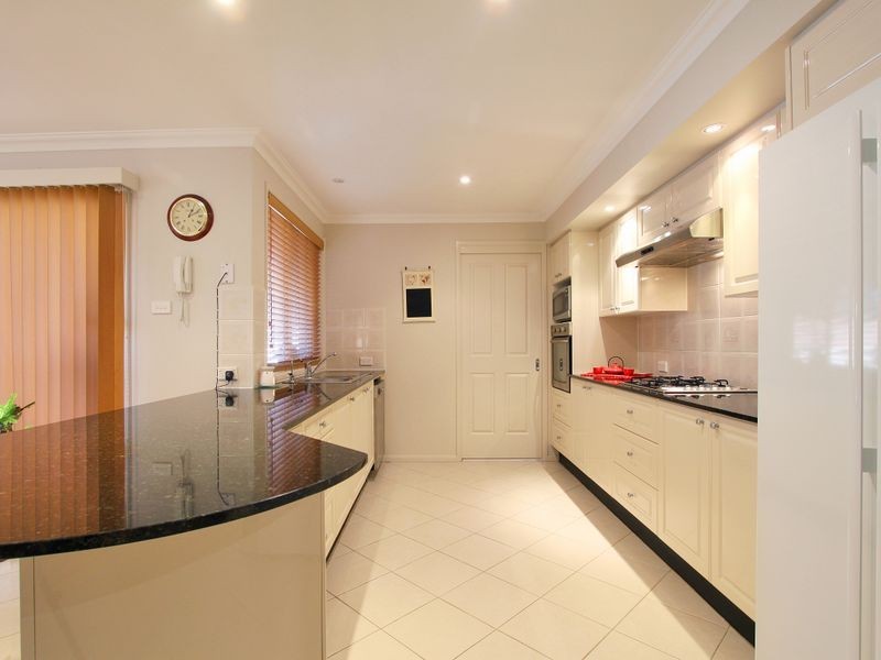 16 Old Quarry Circuit, Helensburgh NSW 2508