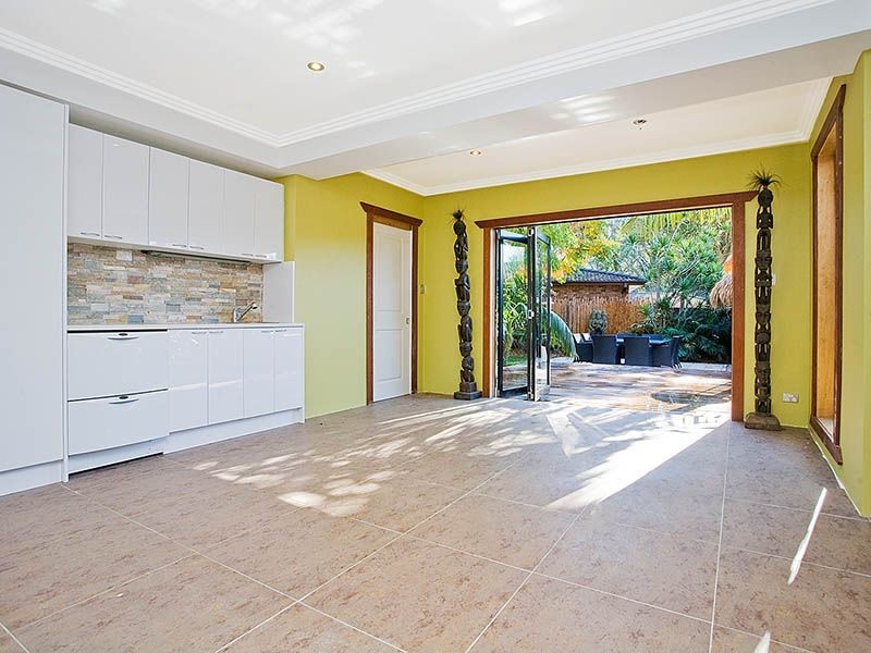 225 Parraweena Road, Miranda NSW 2228