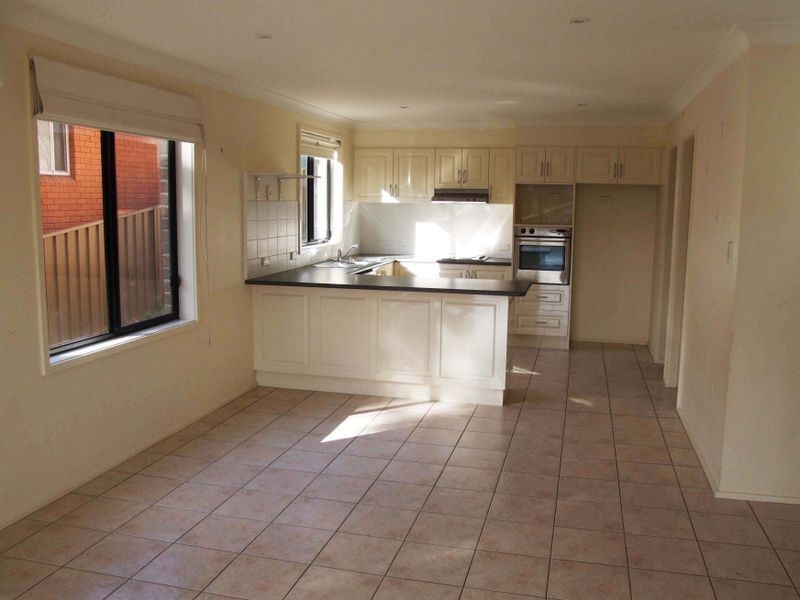 28 Halls Road, Helensburgh NSW 2508