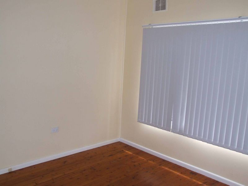 69 Walker Street, Helensburgh NSW 2508