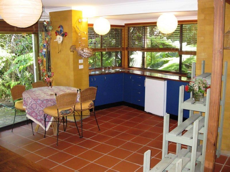 28 Chellowdene Ave, Stanwell Park NSW 2508