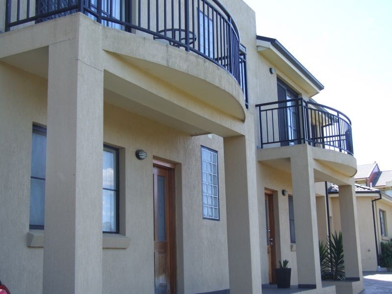 3/8 Short Street, Helensburgh NSW 2508