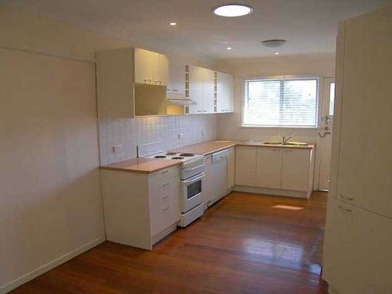 42 Marland Street, Kenmore QLD 4069