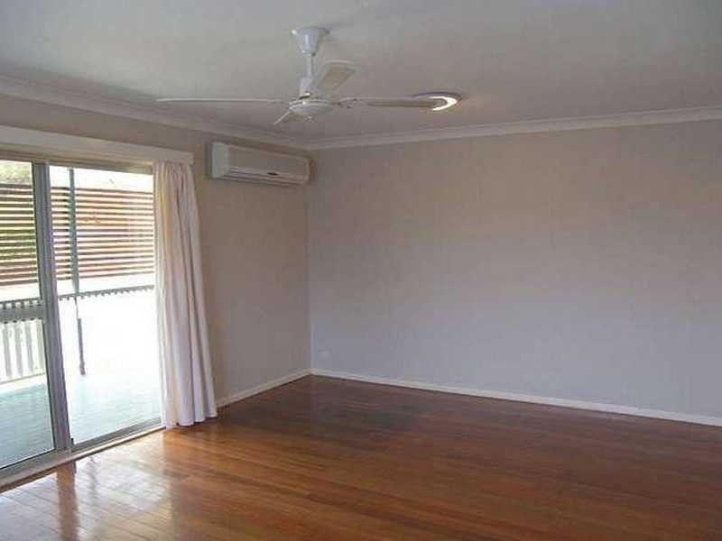 42 Marland Street, Kenmore QLD 4069