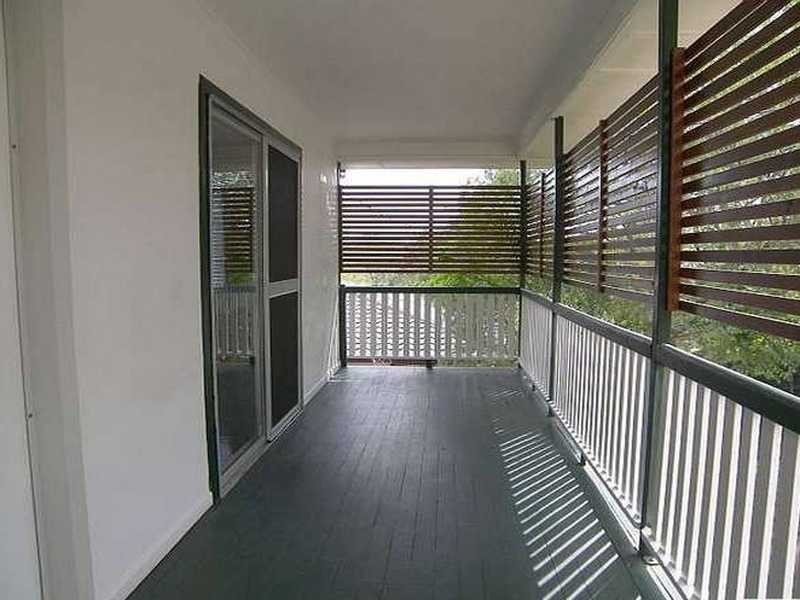 42 Marland Street, Kenmore QLD 4069