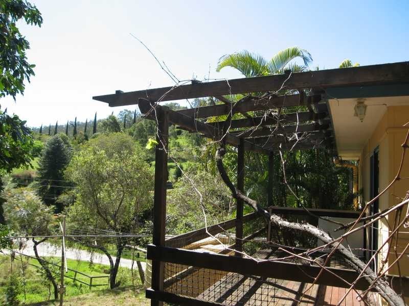 Brookfield QLD 4069