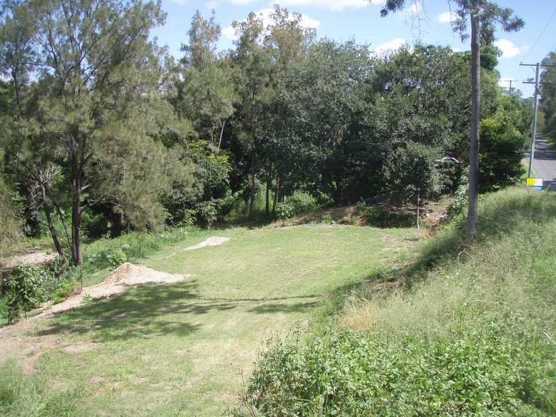 Brookfield QLD 4069