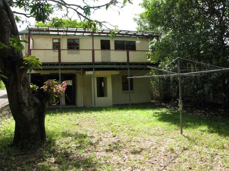 37 Moordale Street, Chapel Hill QLD 4069