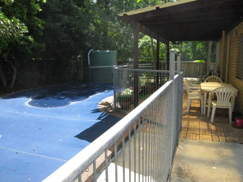 Chapel Hill QLD 4069