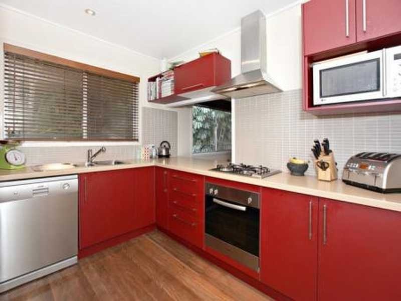 33 Fallbrook Street, Kenmore QLD 4069