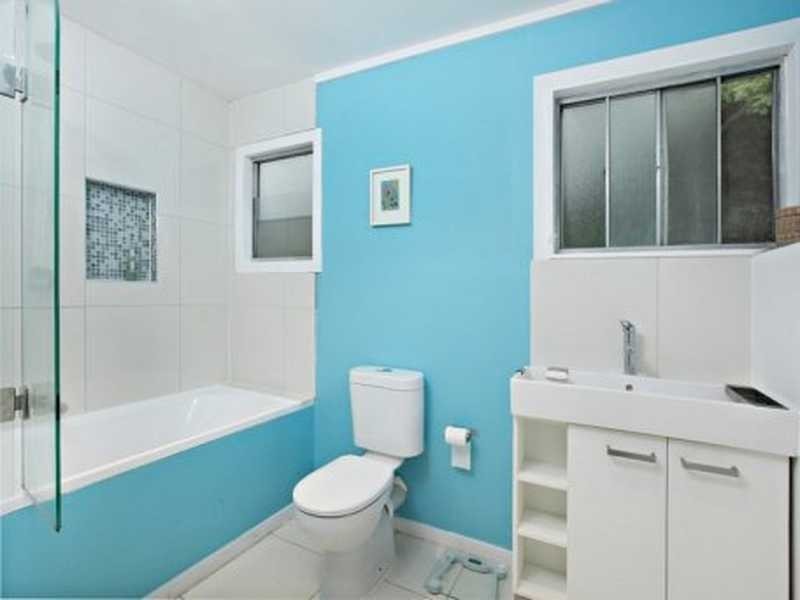 33 Fallbrook Street, Kenmore QLD 4069