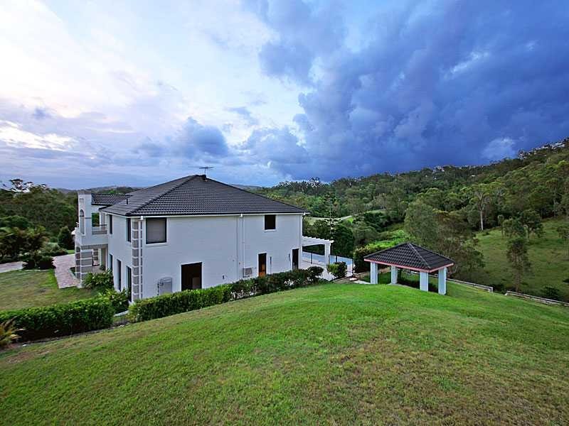 Pullenvale QLD 4069