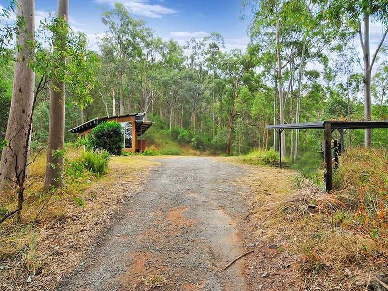 Upper Brookfield QLD 4069