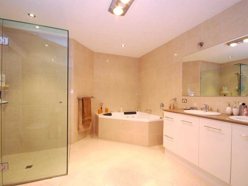 197 Kangaroo Gully Rd, Bellbowrie QLD 4070