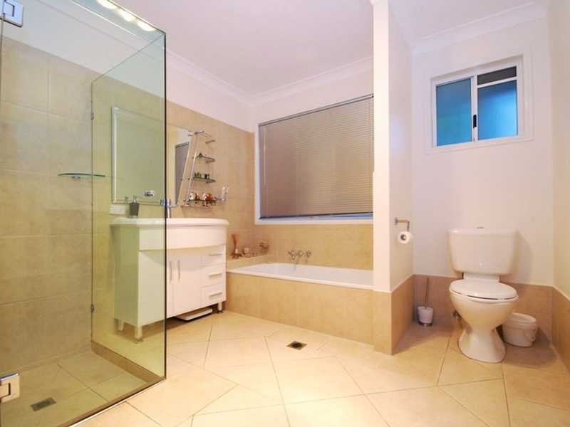 197 Kangaroo Gully Rd, Bellbowrie QLD 4070