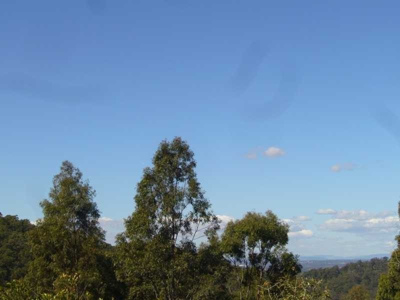 2 Tallowood Drive, Pullenvale QLD 4069