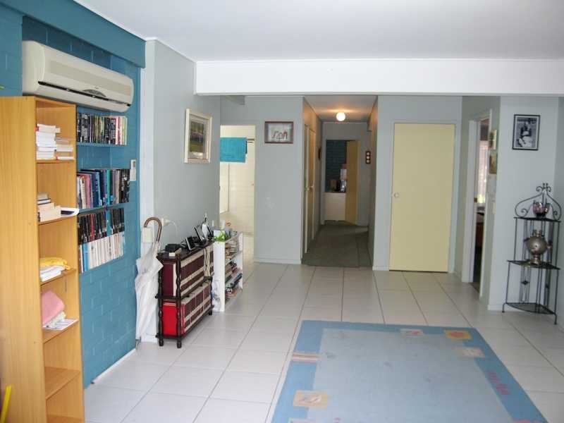 28 Gubberley St, Kenmore QLD 4069