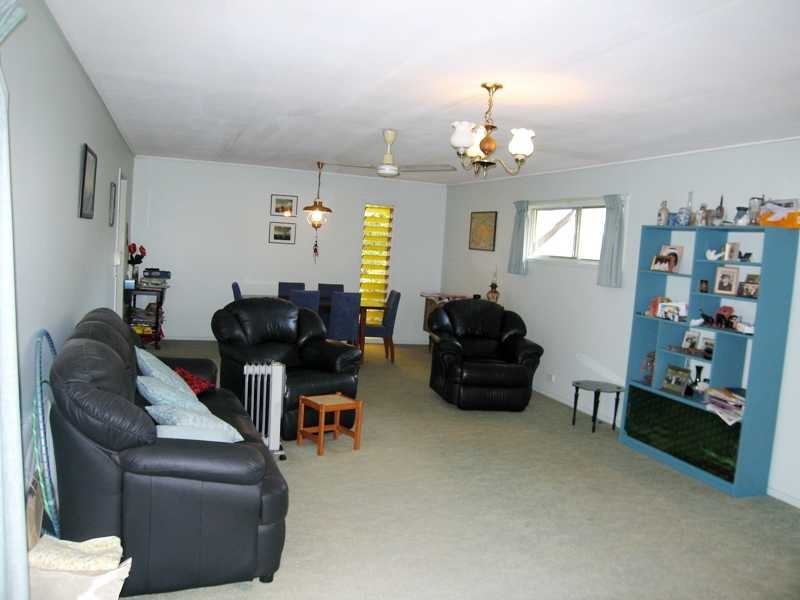 28 Gubberley St, Kenmore QLD 4069