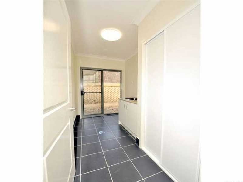 68 Joseph Ave, Moggill QLD 4070