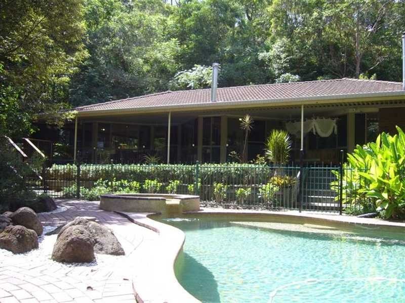 Upper Brookfield QLD 4069