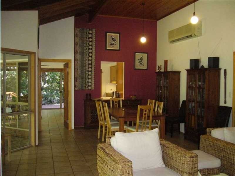 Upper Brookfield QLD 4069