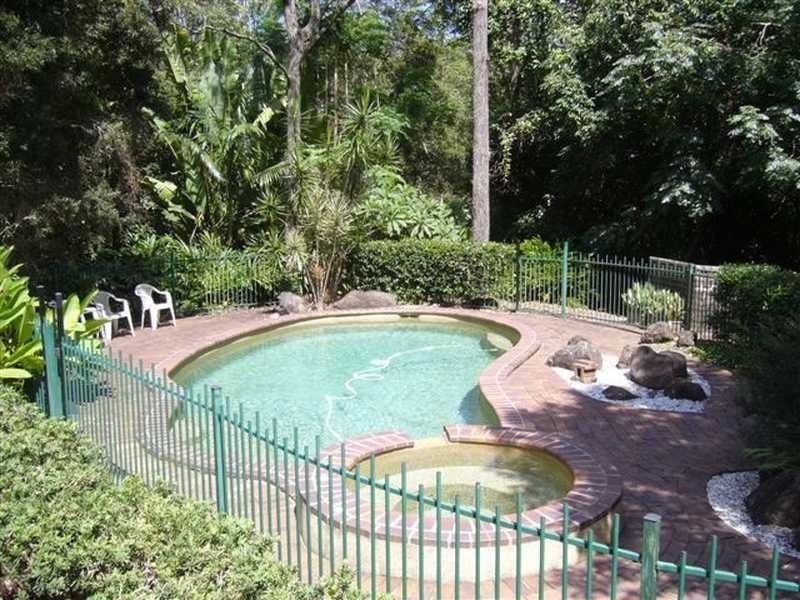 Upper Brookfield QLD 4069