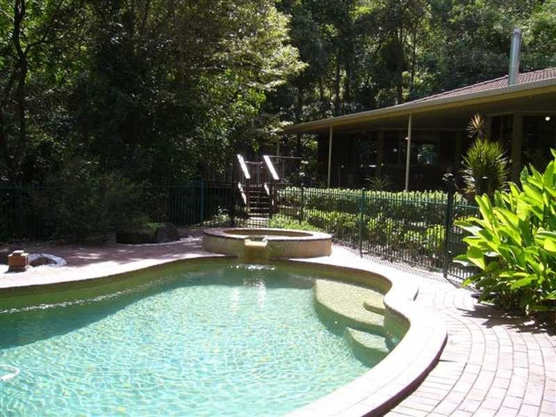 Upper Brookfield QLD 4069