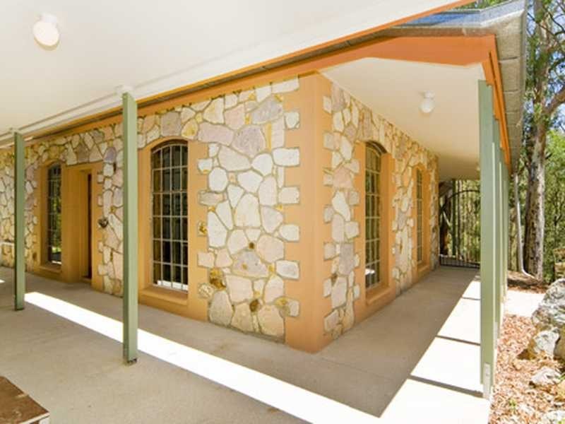 Upper Brookfield QLD 4069