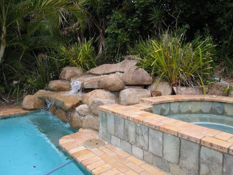 Brookfield QLD 4069