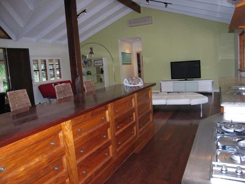 Brookfield QLD 4069
