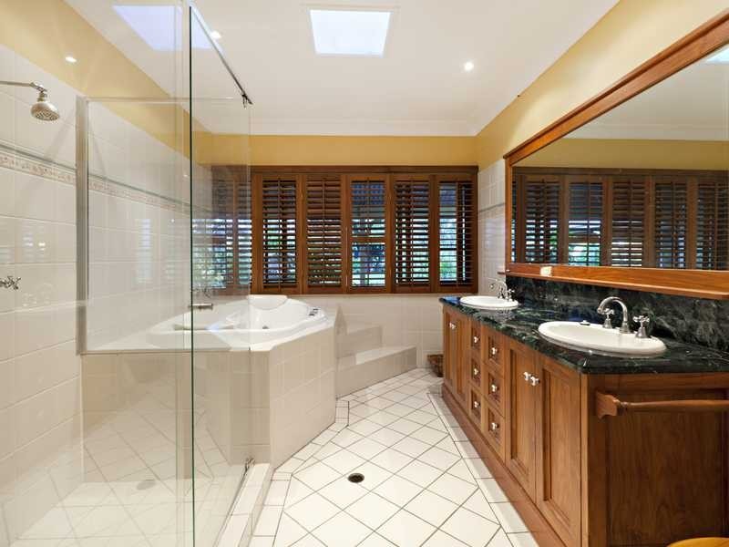 Brookfield QLD 4069