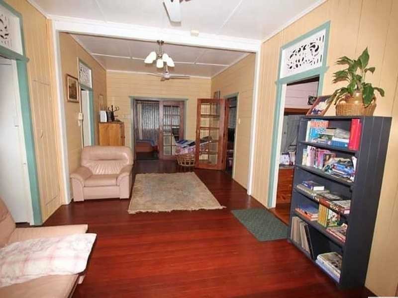 Brookfield QLD 4069