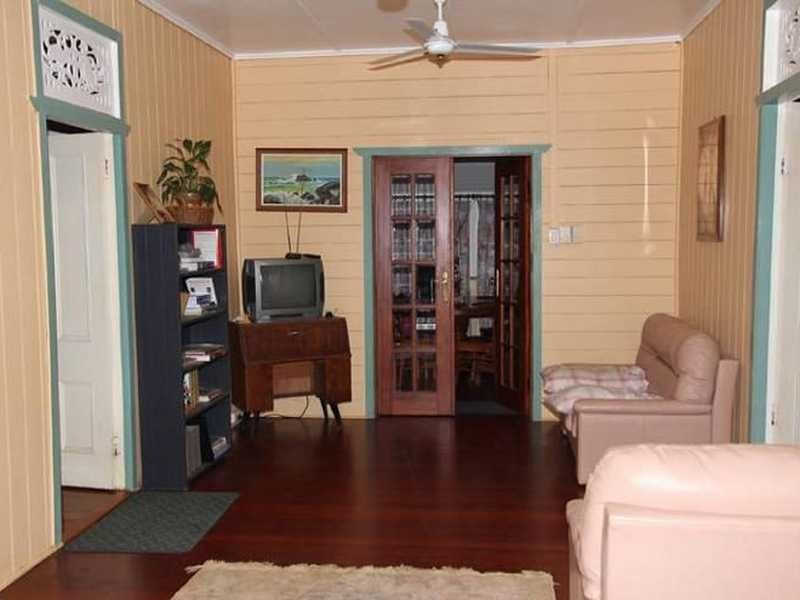 Brookfield QLD 4069