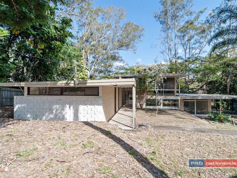 214 Brookfield Rd, Kenmore Hills QLD 4069