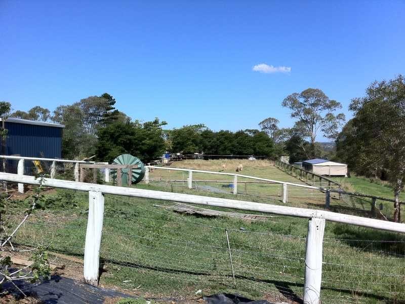 Brookfield QLD 4069