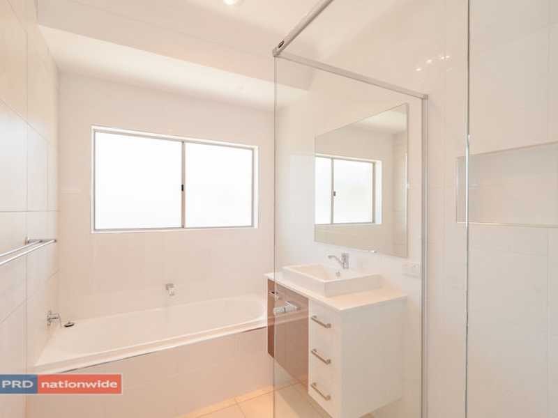 128 Paperbark Circuit, Moggill QLD 4070