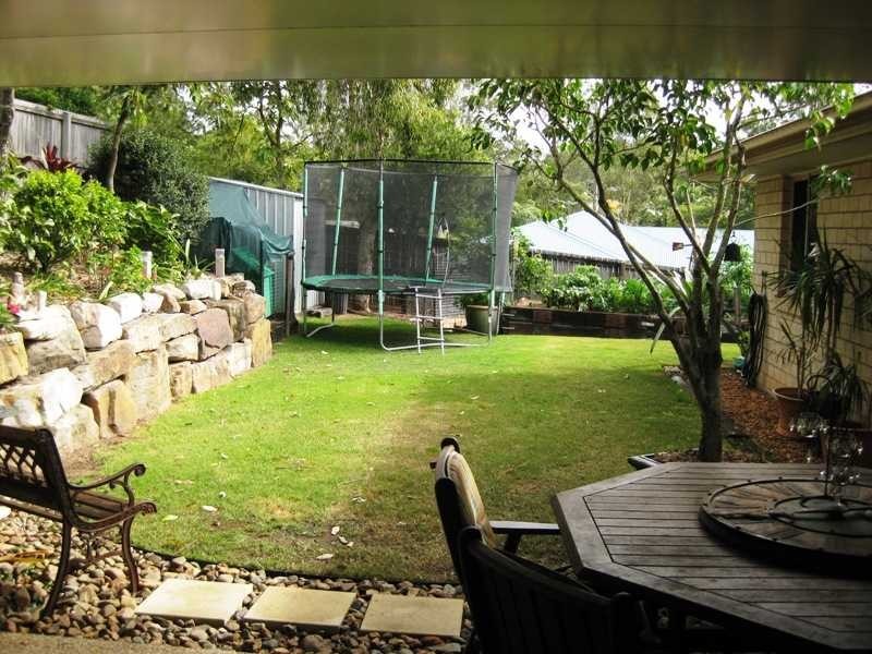 5 Taradale Close, Moggill QLD 4070