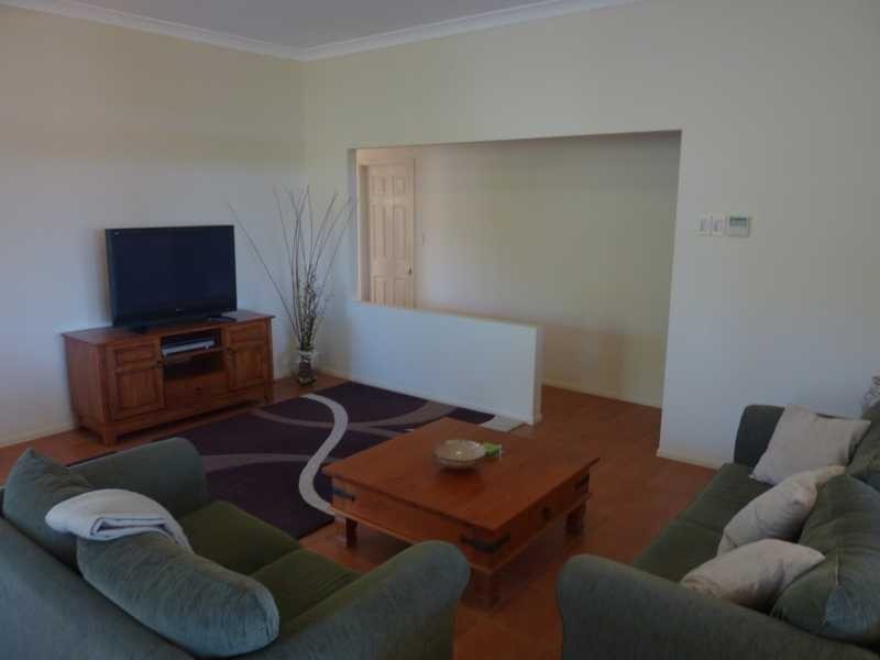 21 TANCRED PLACE, Bellbowrie QLD 4070