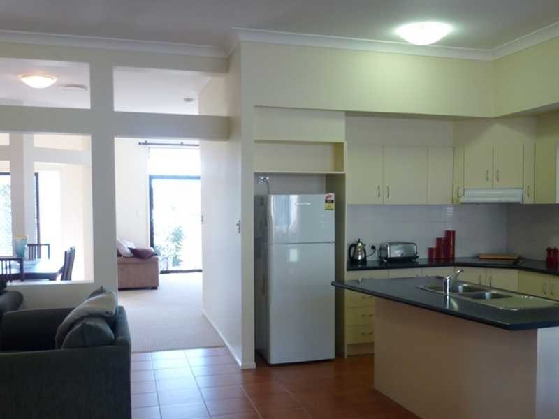 21 TANCRED PLACE, Bellbowrie QLD 4070