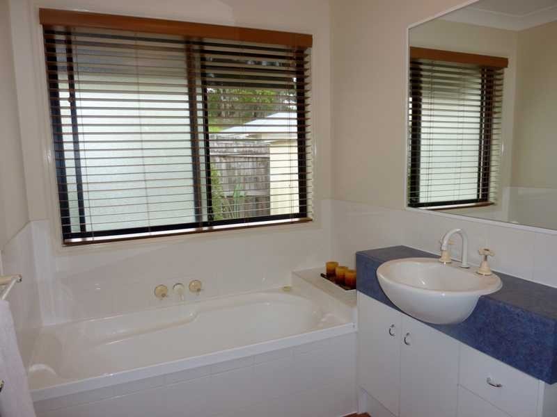 21 TANCRED PLACE, Bellbowrie QLD 4070